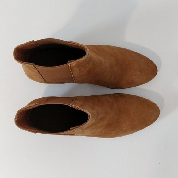 NWT Woman by Common Projects Leather Chelsea Boot, EU37 US6.5 - Picture 5 of 12